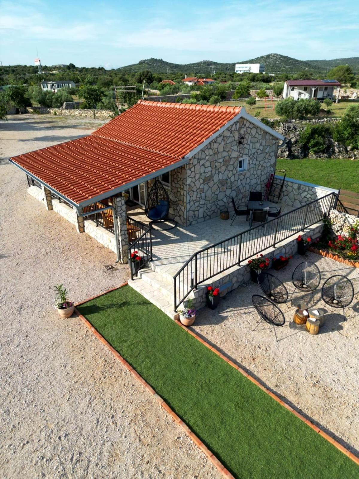Holiday Home Juli With Jacuzzi Šibenik Dış mekan fotoğraf