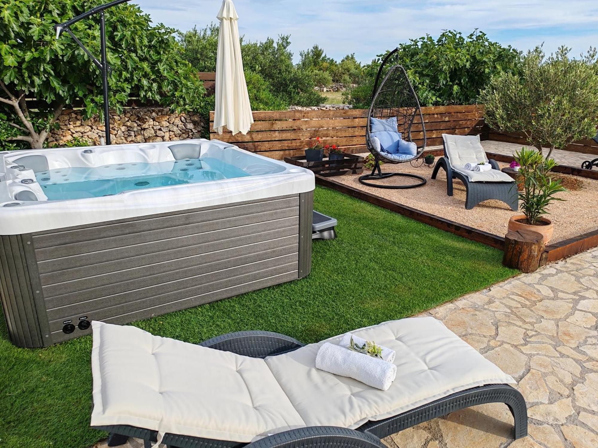 Holiday Home Juli With Jacuzzi Šibenik Dış mekan fotoğraf